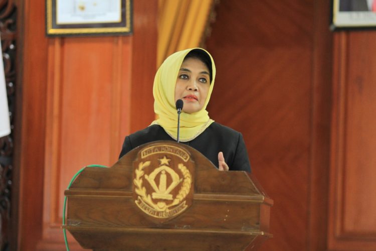 Neni Ajak Warga Malam Nanti Takbiran Serentak di Teras Rumah Masing-masing