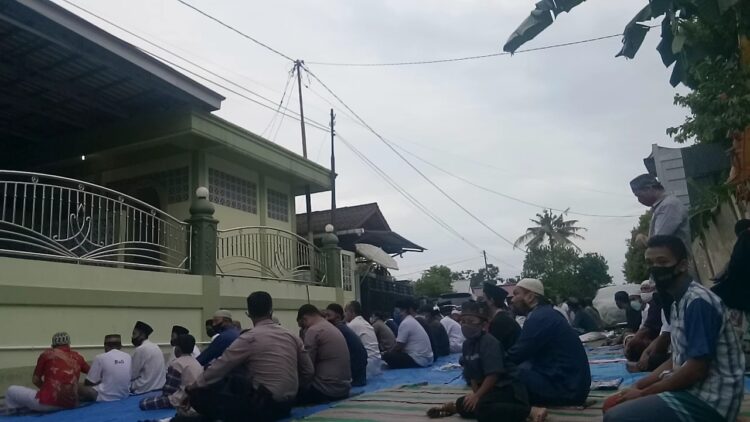 Masjid Al-Ikhlas Loktuan Salat Id dengan Protokol Covid-19
