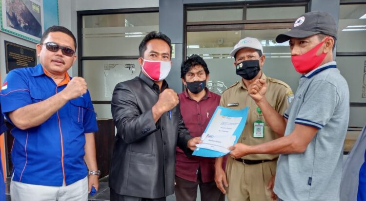 Disela-sela Reses, Faisal FBR Kunjungi Korban Kebakaran Rawa Indah