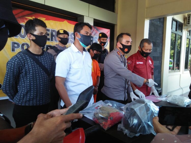 Tersinggung Dihina Fisik Jadi Alasan Pemuda Loktuan Ini Habisi Teman Wanitanya di Hotel