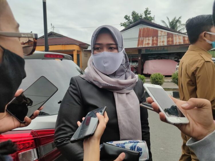 Astuti Janji Tahun 2021 Bangun Drainase di Loktuan