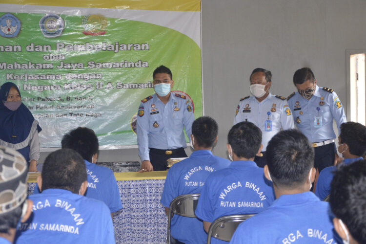 Salut! 21 Napi Rutan Samarinda Ikuti Ujian Persamaan Paket C