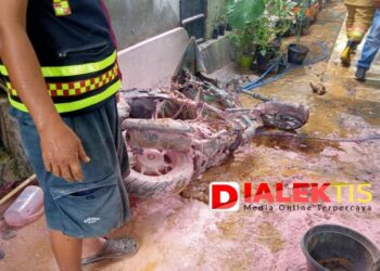 Bikin Bingung, Baru Pulang dari Pasar, Motor Terbakar Sendiri di Parkiran Rumah