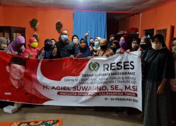 Agil Suwarno Saat Reses di Bontang, Bagi Beras Hingga Bahas Jalan TOL