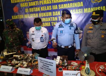 Geledah Sel Napi, Personil Gabungan Dapati Sajam, Sabuk Besi Hingga Ponsel