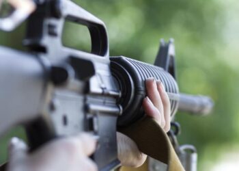 Teroris KKB Kembali Berulah, Bakar Rumah Warga dan Tembak Mapolsek Ilaga