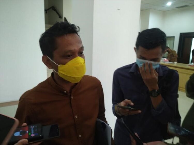 Pemprov Diminta Perhatikan Jalan Rusak Akses Keluar Masuk Kaltim