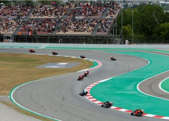 Rossi dan Marquez Jatuh, Oliviera Juara GP Catalunya