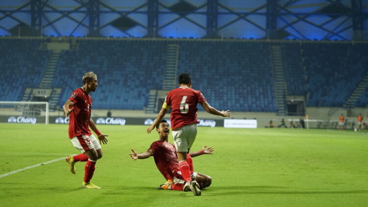 Timnas Imbangi Thailand 2-2, Shin Tae-Young Puji Evan Dimas