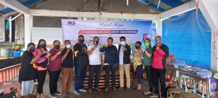 Usai Dilantik, Pengda JMSI Maluku Gelar Raker I di Pantai Natsepa