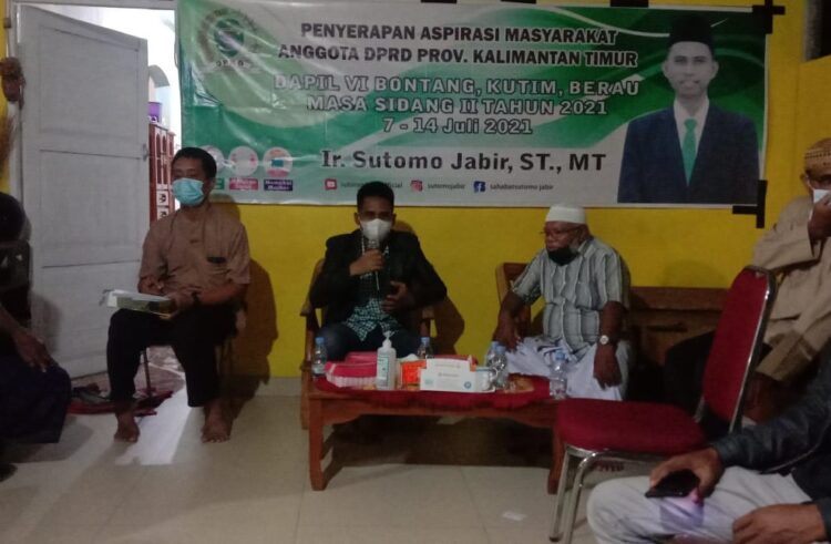 Reses di Berbas Tengah, Sutomo Jabir Dapat Aduan Soal Program Bedah Rumah