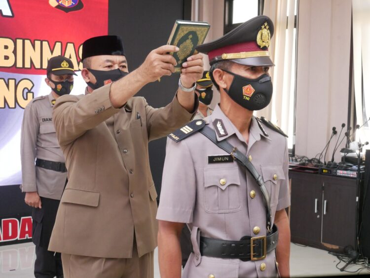 Kapolres Bontang Pimpin Pelantikan Kasat Binmas, AKP Jonner Geser jadi Kabag Logistik