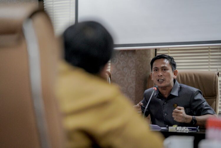 Rapat Dewan Berjalan Panas, BW Minta Lelang Jalan Lingkar Dibatalkan
