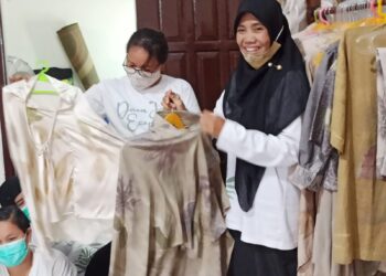 Sewa Agensi untuk Branding, Masker Batik Daon Jajar Ecoprint Laris Saat Pandemi