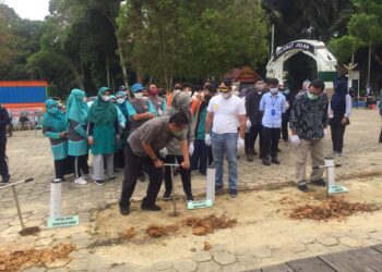 Langganan Banjir, Guntung Mulai Bangun Pipa Resapan Biopori