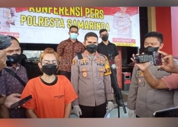 Wanita Ini Tipu 15 Toko Emas, Modus Transfer Mobile Bangking Palsu