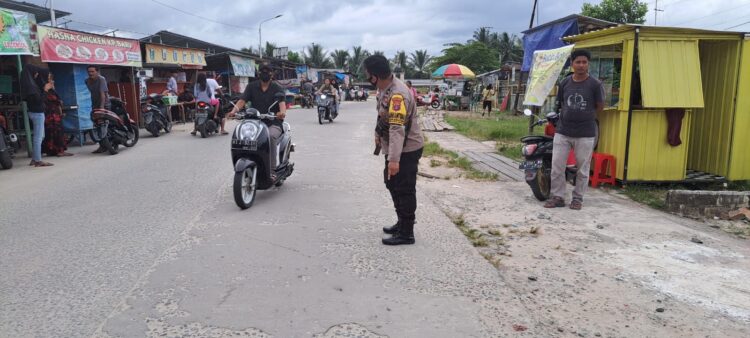 Gara-gara Tatapan Mata, Dua Pria di Muara Badak Duel Hingga Berdarah