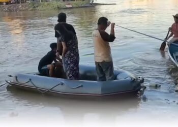 Jembatan Gang Nibung Samarinda Dibongkar, Warga Gunakan Perahu Karet