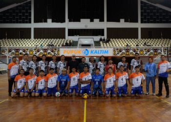 Jalin Silaturahmi, BV PKT Gelar Laga Voli Persahabatan dengan Badak LNG All Star