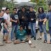 Suami Bunuh Istri dan Anak, Polisi Lepaskan Timah Panas