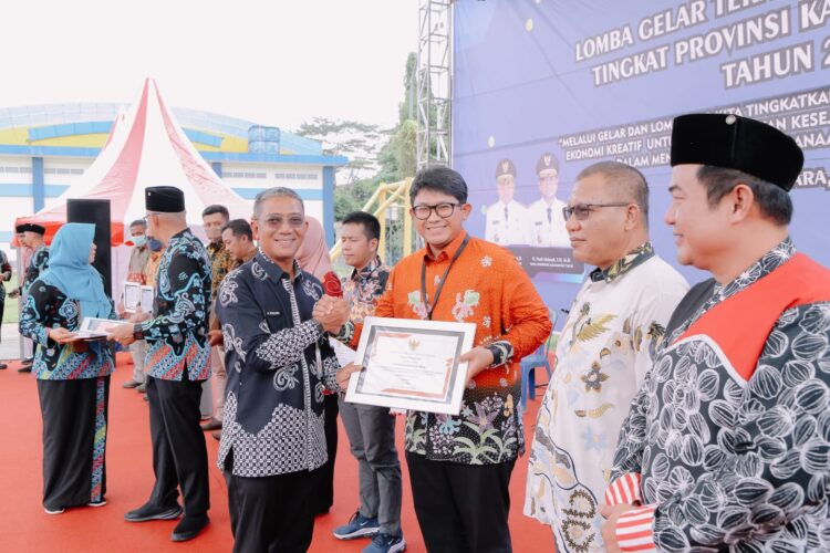 Dukung Pengembangan Teknologi Tepat Guna, PKT Terima Penghargaan dari Pemprov Kaltim