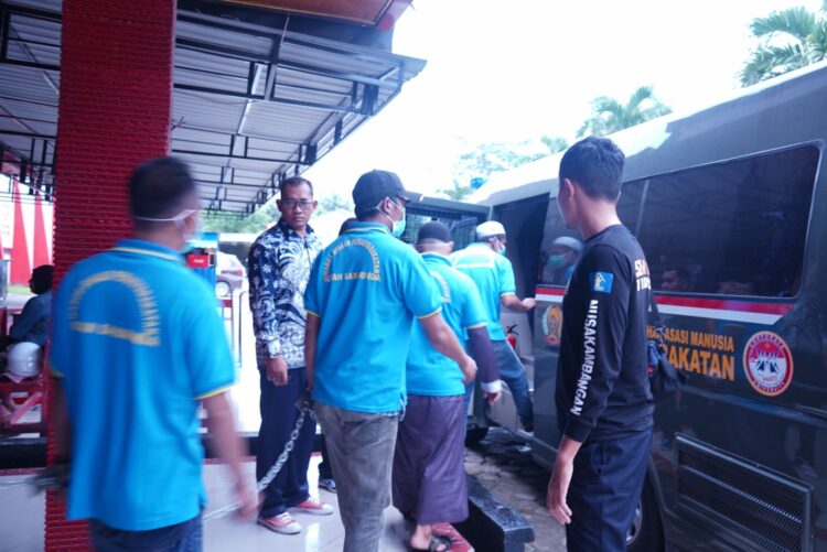 Kurangi Kepadatan Sel, Rutan Samarinda Mutasi 20 WBP ke Lapas Bayur