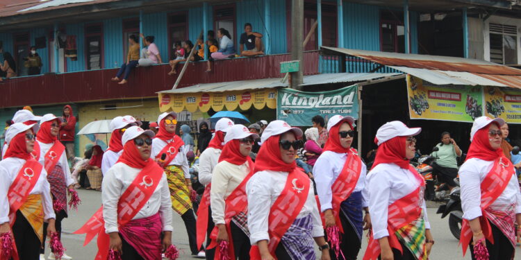 Serunya Pawai Kemerdekaan di Lok Tuan Kota Bontang