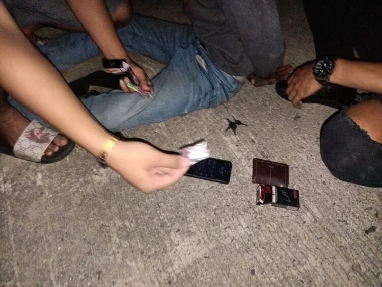 Diduga Nyambi Edar Sabu, Seorang Petani Ditangkap di Simpang 3 Santan Ilir