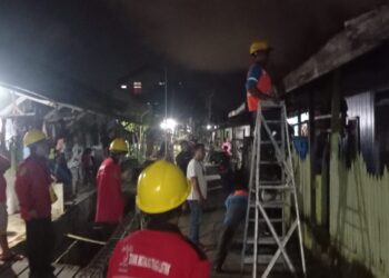 Korsleting Listrik, Rumah Warga di Gang Gitar Parikesit Nyaris Terbakar