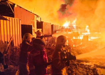 6 Jam Berjibaku, Kebakaran Gudang BBM Pabrik CPO di Bonles Berhasil Dipadamkan