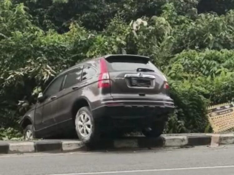 Pengakuan Pengendara CR-V Alami Microsleep Hingga Kecelakaan di Jalan Eks Pupuk Raya