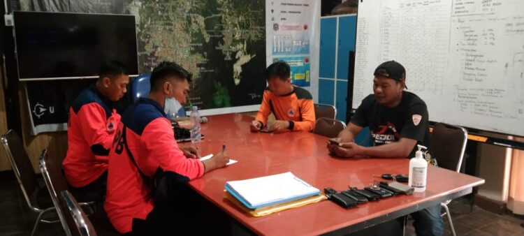 Kapal Terbalik Diterjang Ombak di Perairan Rig PKT, 1 Selamat 2 Korban Hilang