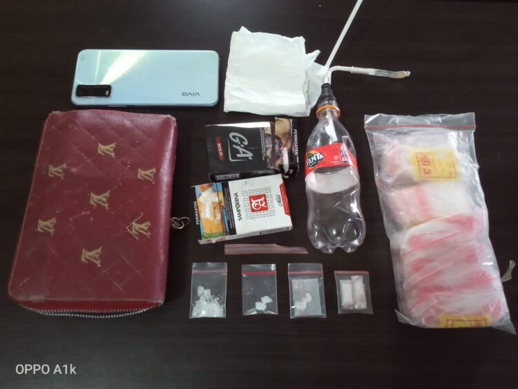 Pria Nyerekat Kiri Ditangkap Polisi, Simpan Sabu dalam Kotak Rokok Hingga di Kertas Tisu
