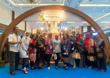 Siap Tembus Pasar Global, Pupuk Kaltim Fasilitasi Dua Batik Binaan di Inacraft 2023