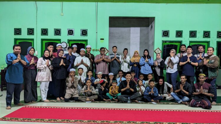 Berbagi Keceriaan Bersama Yatim dan Duafa, FJB Sambangi Panti Asuhan Al-Haq