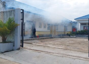 Ikut Perangi DBD, SMK Nusantara Mandiri Bontang Lakukan Fogging