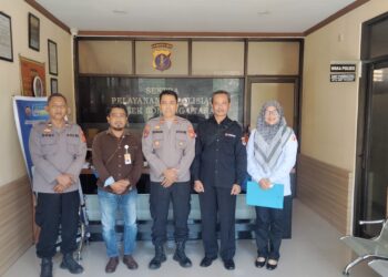 Perkuat Sinergitas, Panwaslucam Silaturahmi ke Polsek Bontang Utara