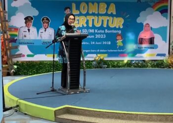 Apresiasi Lomba Bertutur DPK Bontang, Najirah Minta Peserta Kerahkan Kemampuan Terbaik
