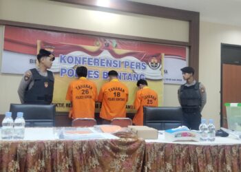 Barang Buktinya Buku Absen Ladies, Dua Mucikari Diciduk Polres Bontang