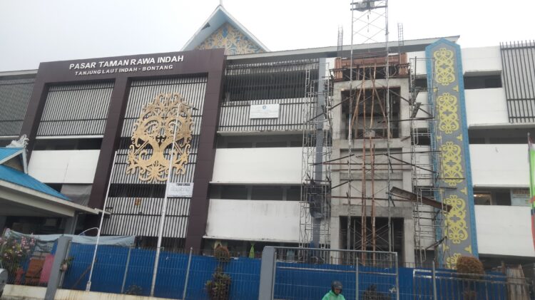 Mesin Belum Datang, Lift Pasar Rawa Indah Ditarget November Bisa Digunakan