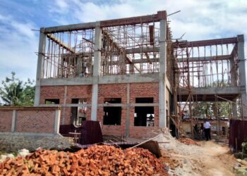 Dua Bulan Lagi Harus Rampung, Progres Kantor Lurah Satimpo Belum 50 %