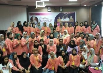 Tingkatkan SDM Perempuan, Wakil Ketua DPRD Kutim Harap Peserta jadi Penata Rias Profesional