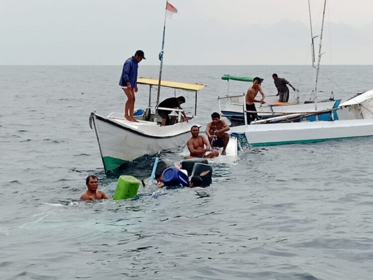Kapal Nelayan Berbas Pantai Ditabrak Tanker, BW Minta Satpolair Usut Tuntas