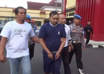 Emosi Dikelurkan dari Grup WA, Pelaku Tikam Admin Hingga Meninggal