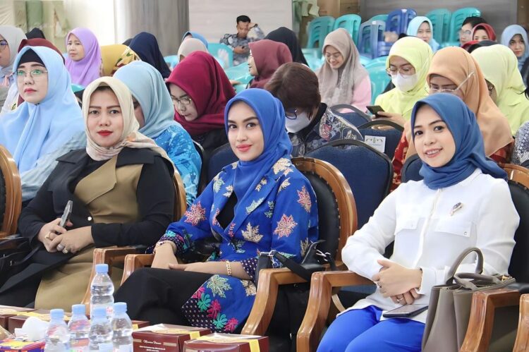 Prayunita Utami Apresiasi Sosialisasi Pendidikan Politik bagi Perempuan oleh DPPPA Kutim