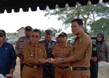 Proyek Senilai Rp 63,2 M Peningkatan Jalan Simpang 4 Kaliorang & Simpang 3 Bangun Jaya Dimulai