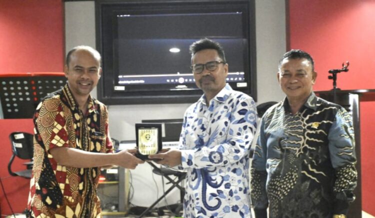 DPRD Kaltim Terima Kunjungan Akademisi Unmul dan Alhi