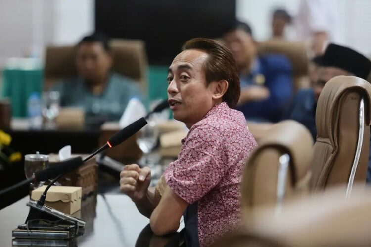 Rustam Dukung Pemerintah Kembangkan Wisata di Pulau Gusung