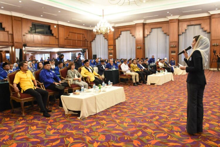 Ketua DPRD Kaltim Hasanuddin Mas’ud Hadiri Rakerwil III PAN Kaltim