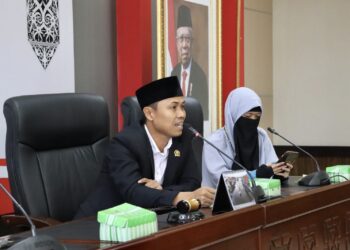 Pelajar SMA Fastabiqul Khairat Samarinda Lakukan Kunjungan Edukasi Ke DPRD Kaltim